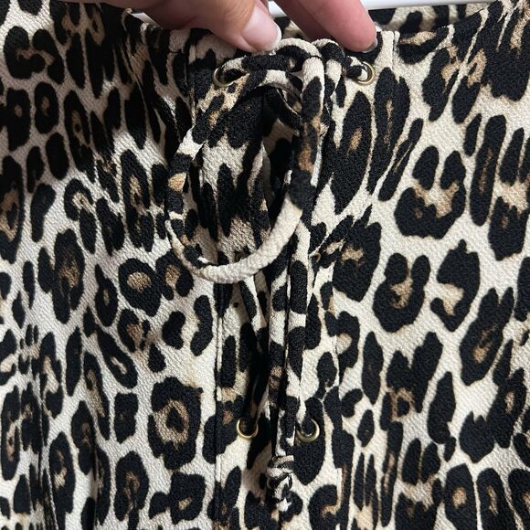 Chico’s Women Lace Up Animal Print Cheetah Flutter 3/4 Sleeve Blouse 2 (US L) - Picture 2 of 7